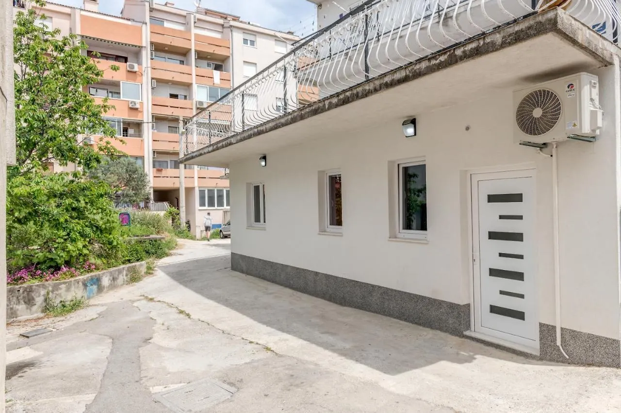 Apartment Andela 2Bdrs & Free Wifi Split Croatia