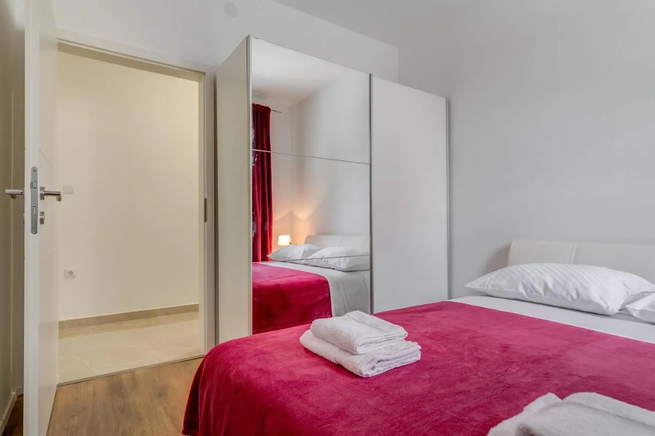 Apartment Andela 2Bdrs & Free Wifi Split Croatia