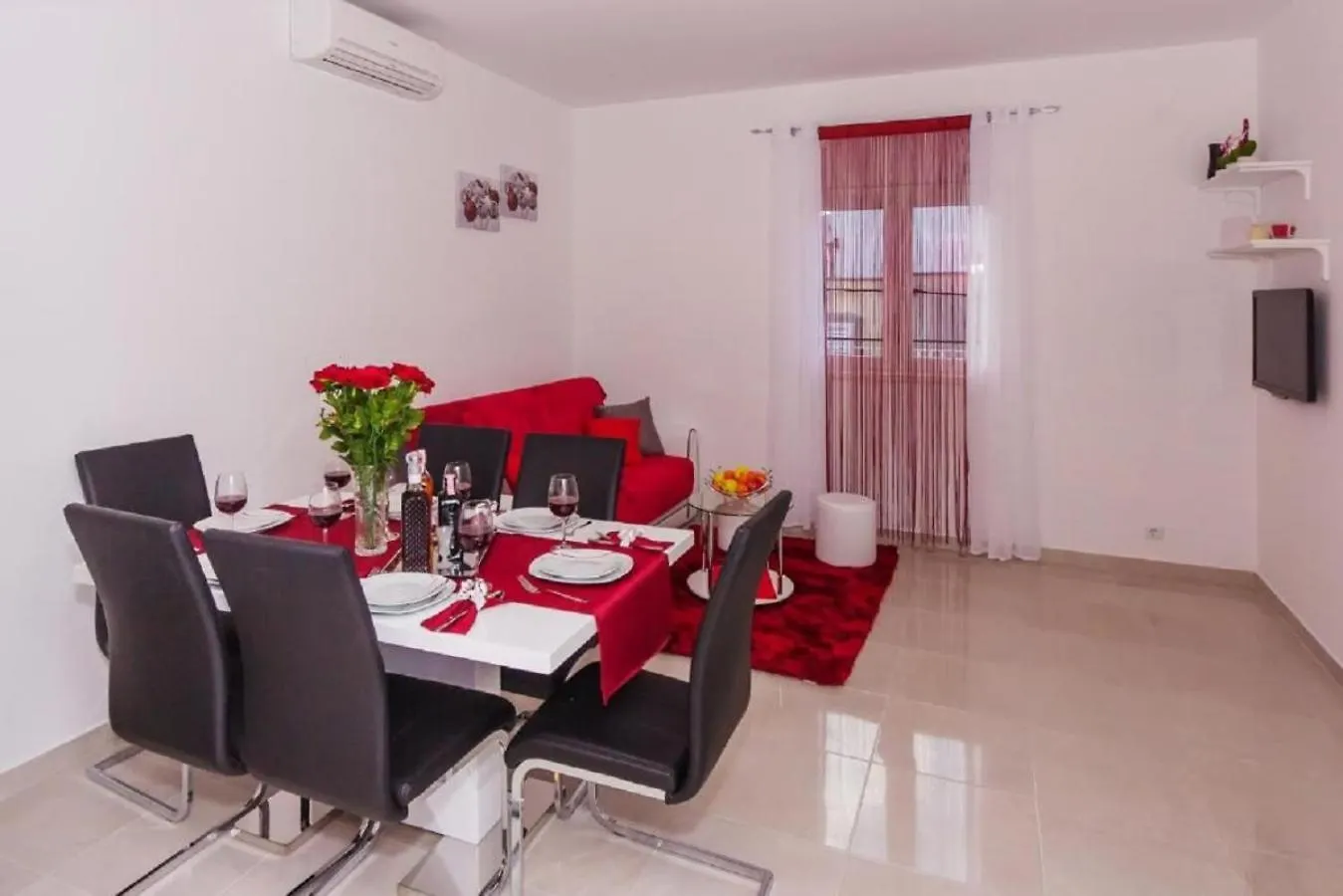 Apartment Andela 2Bdrs & Free Wifi Split