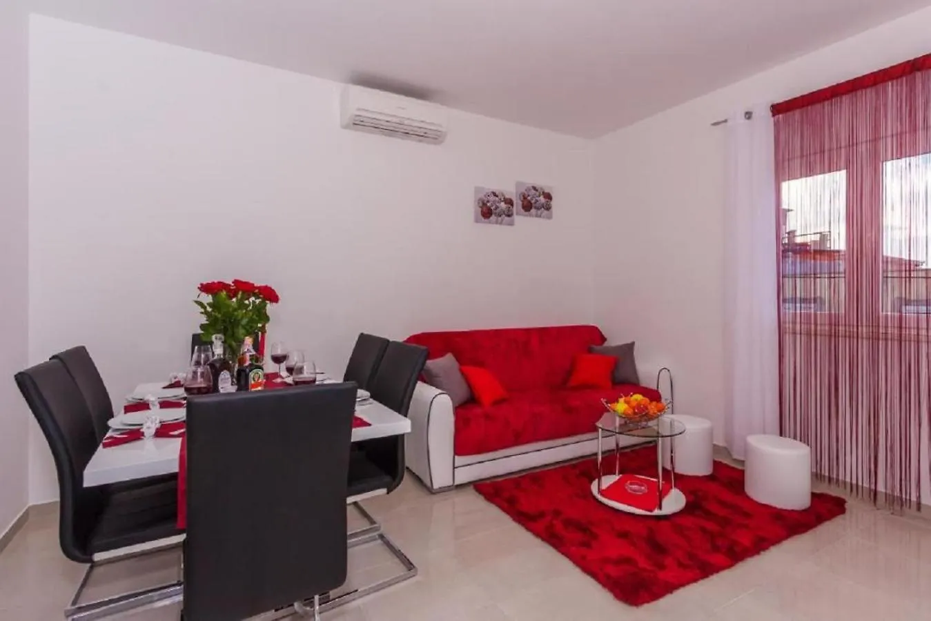 Apartment Andela 2Bdrs & Free Wifi Split