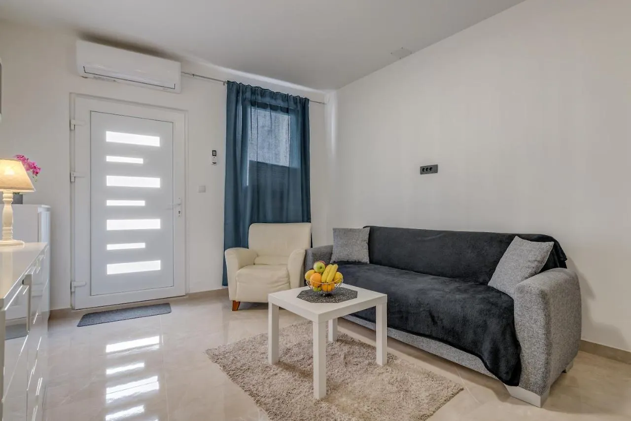 Apartment Andela 2Bdrs & Free Wifi Split Croatia