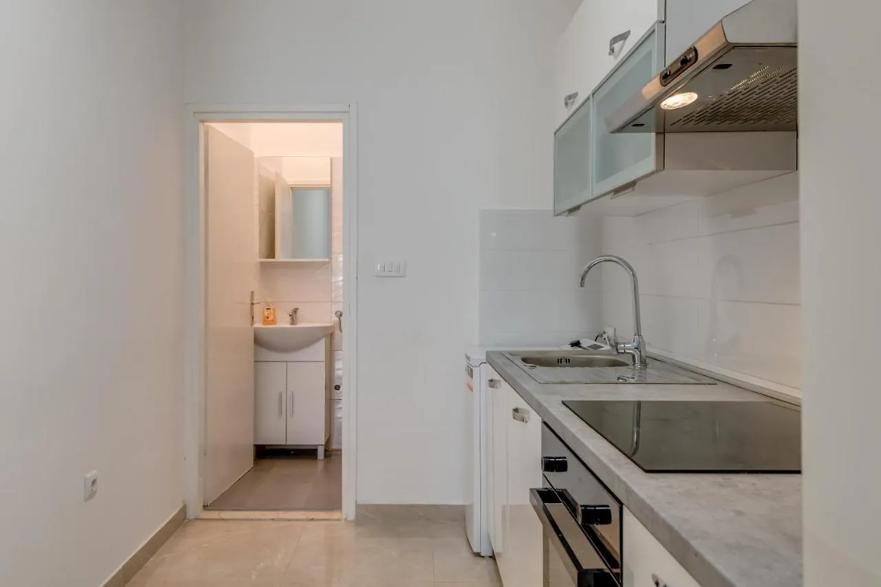 Apartment Andela 2Bdrs & Free Wifi Split Croatia